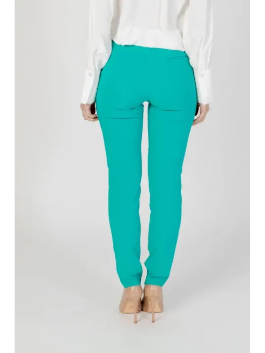 Grüne Stretchhose mit hohem Bund