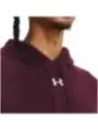 Roter UA Hoodie Nahaufnahme