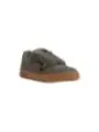 Graue Vans Sneaker lässiger Stil