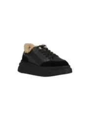 Schwarze Sneaker mit dicker Sohle