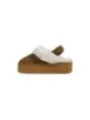 Braune Leder Sandale mit Fell.