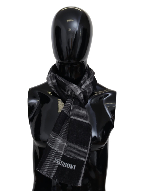 Scarves Elegant Woolen Striped Scarf 310,00 € 8058301883596 | Planet-Deluxe