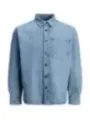 Hellblaues Jeanshemd mit Knopfleiste