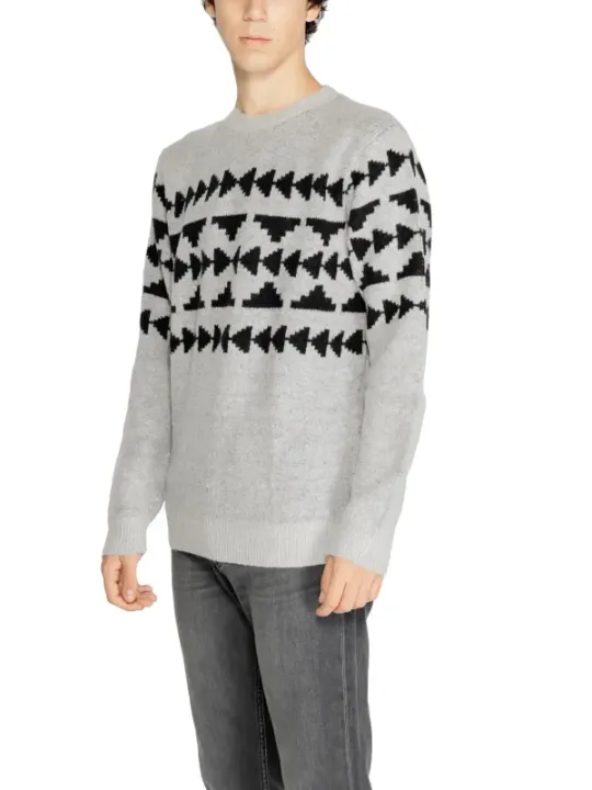 Grauer Wollpullover mit geometrischem Design