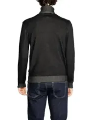 Dunkelgrauer Strickpullover mit Taschen