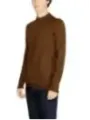 Brauner Strickpullover lässiger Herrenlook