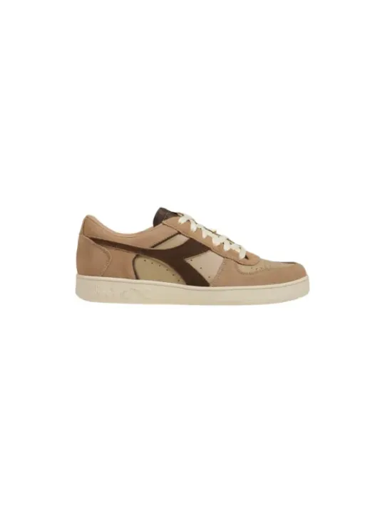 Leichter Diadora Sneaker aus Leder