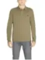 Beiges Polohemd mit schwarzem Logo