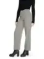 Schwarze und weiße Karohose
