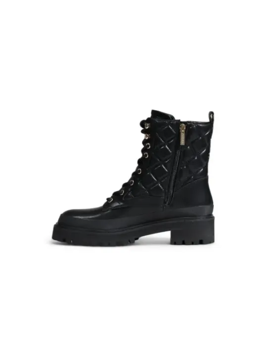 Schwarze Lederstiefel mit Quilted-Muster