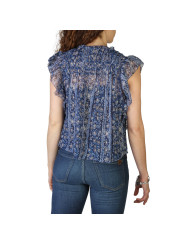 Blaue Blumenbluse mit Jeans getragen
