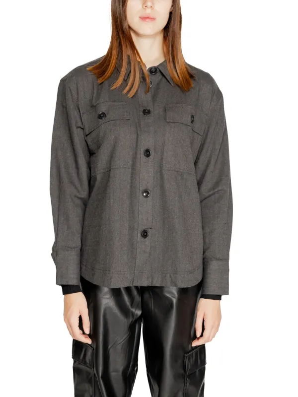 Dunkelgraue Damenjacke klassischer Schnitt Dunkelgraue Damenjacke klassischer Schnitt