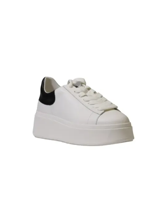 Weiße Leder-Sneakers mit dicker Sohle