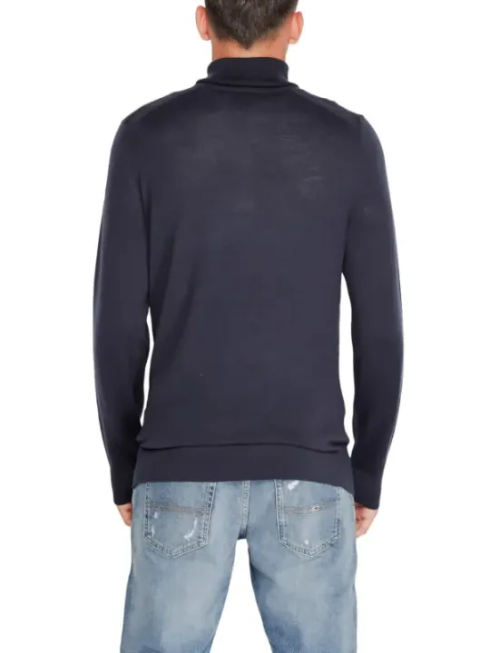 Dunkelblauer Herren Pullover mit Flecken