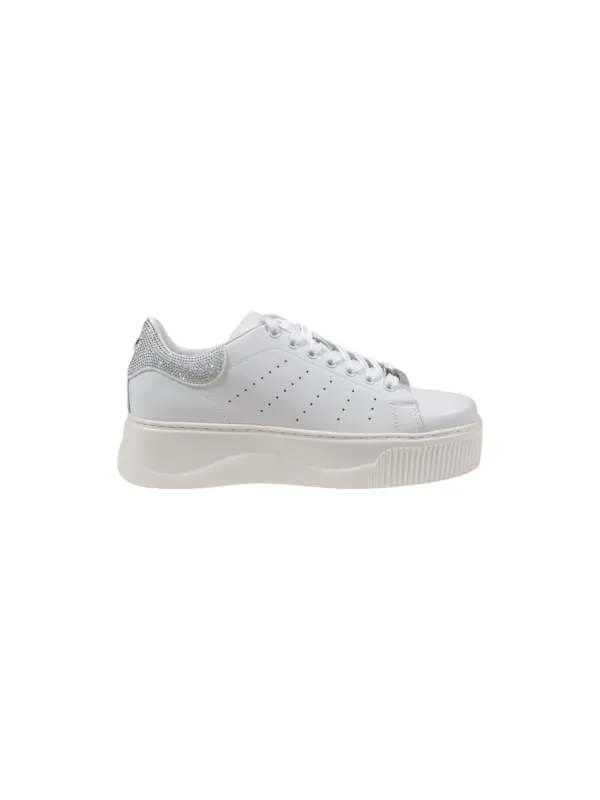 Weiße Sneaker mit Glitzerdetails