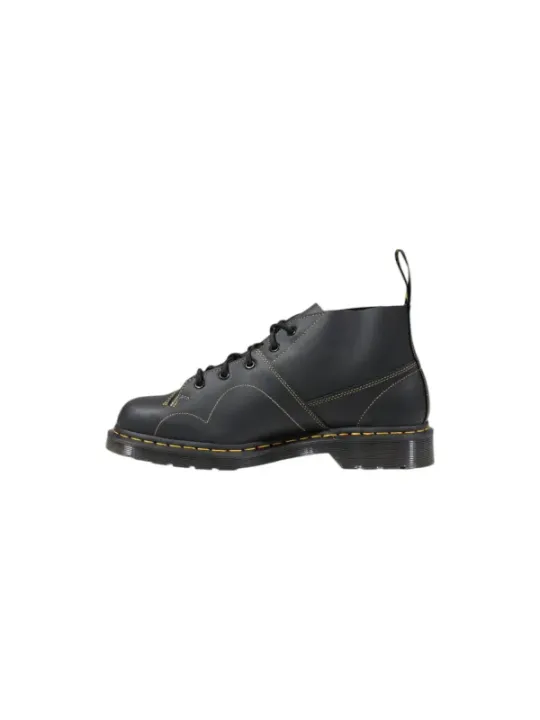 Schwarzer Dr. Martens Stiefel Detail