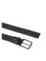 Schwarzer Calvin Klein Ledergürtel Nahaufnahme
