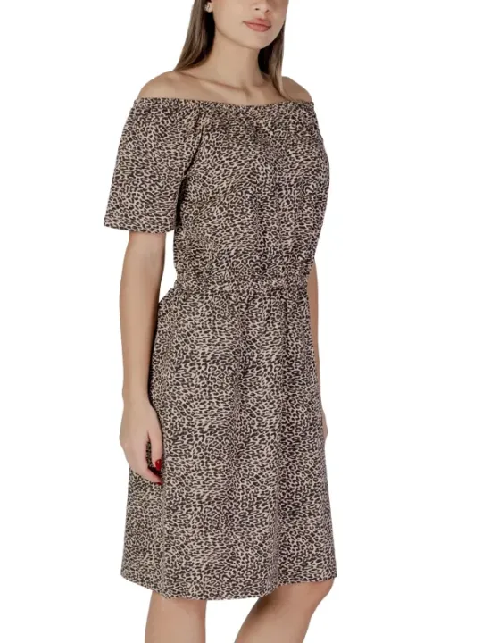 Leopardenmuster-Kleid mit freier Schulterpartie