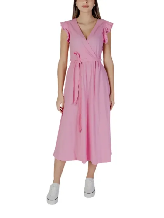 Pinkes Kleid mit Rüschenärmeln