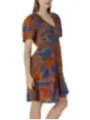 Blaues Kleid mit Blumenmuster