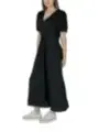 Schwarzes B.young Midikleid mit V-Ausschnitt