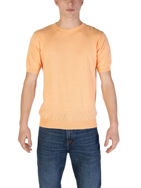 Orange Baumwoll-T-Shirt, kurzärmelig, schlank Orange Baumwoll-T-Shirt, kurzärmelig, schlank
