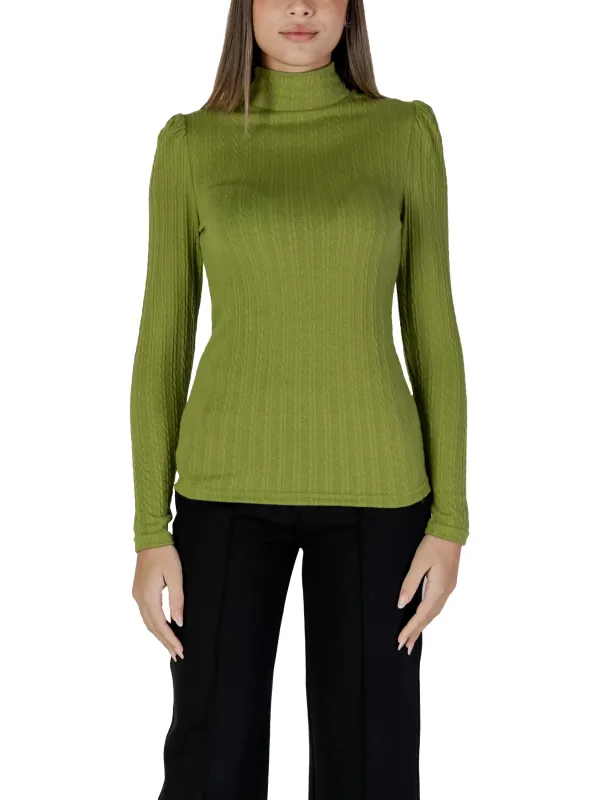 Grüne Seidenbluse mit Puffärmeln