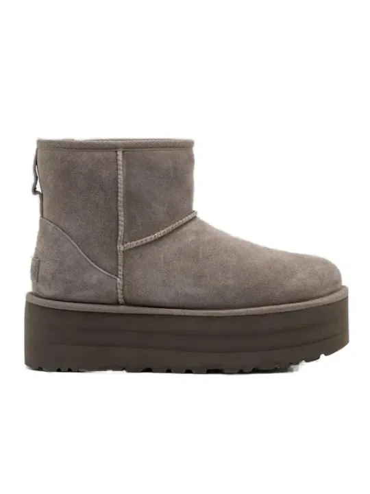 Braune UGG-Stiefelette mit Plateausohle
