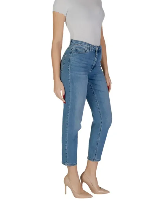 Helle blaue Ichi Damenjeans