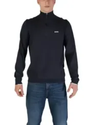 BOSS Jeans und schwarzer Pullover