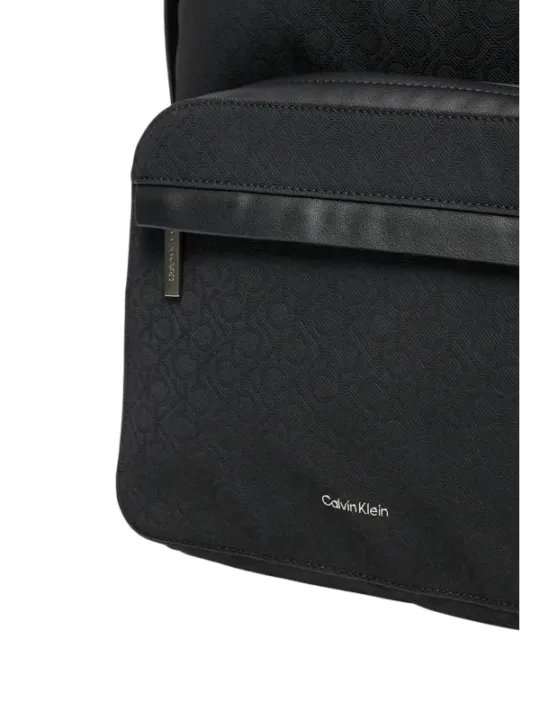 Schwarzer Calvin Klein Rucksack Alltag