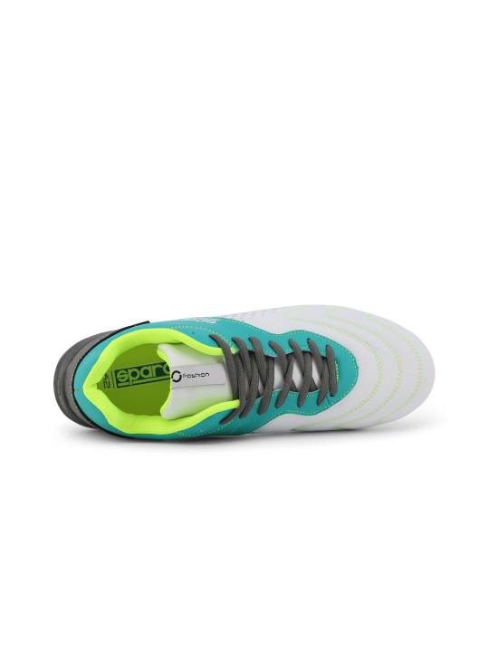 Weiße Kickboxschuhe mit Neonakzenten
