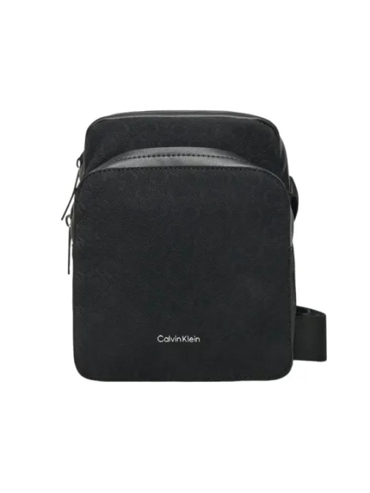 Calvin Klein kleine schwarze Umhängetasche