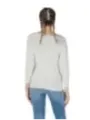 Weiße Guess Pullover, lässiger Look