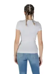 Weißes Guess T-Shirt Jeans Outfit