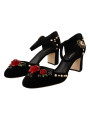 Pumps Elegant Velvet Studded Heels with Floral Accent 1.400,00 € 8058301889031 | Planet-Deluxe