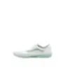 Weiße Vans Sneaker mit blauem Boden