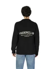 Schwarzer gerippter Strickpullover Rückansicht