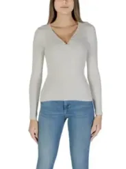 Guess V-Neck Shirt mit Verzierungen