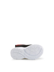 Schwarze Sportschuhe mit roter Linie