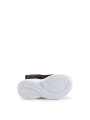 Schwarze Sportschuhe mit roter Linie