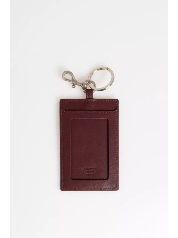 Keychains Elegant Leather Keychain with Stud Accents 140,00 € 8057735799077 | Planet-Deluxe