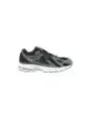 Schwarzer New Balance Laufschuh