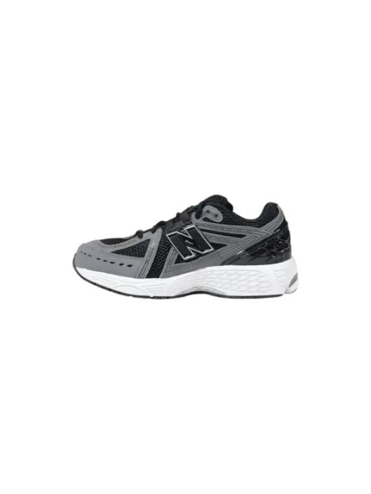 Graue New Balance Sportschuhe