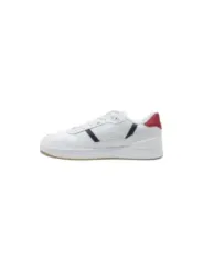 Weiße Lacoste-Sneaker mit roten Akzenten