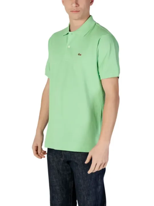 Mintgrünes Lacoste Poloshirt mit Jeans