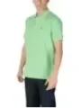 Mintgrünes Lacoste Poloshirt mit Jeans