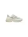 Weiße Sneaker mit dicker Sohle
