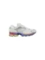 Weiße Saucony Laufschuhe mit Dämpfung