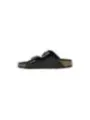 Schwarze Birkenstock Pantoletten mit Riemen